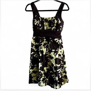 Dressbarn green and brown floral Y2K pleated sleeveless dress size 6P